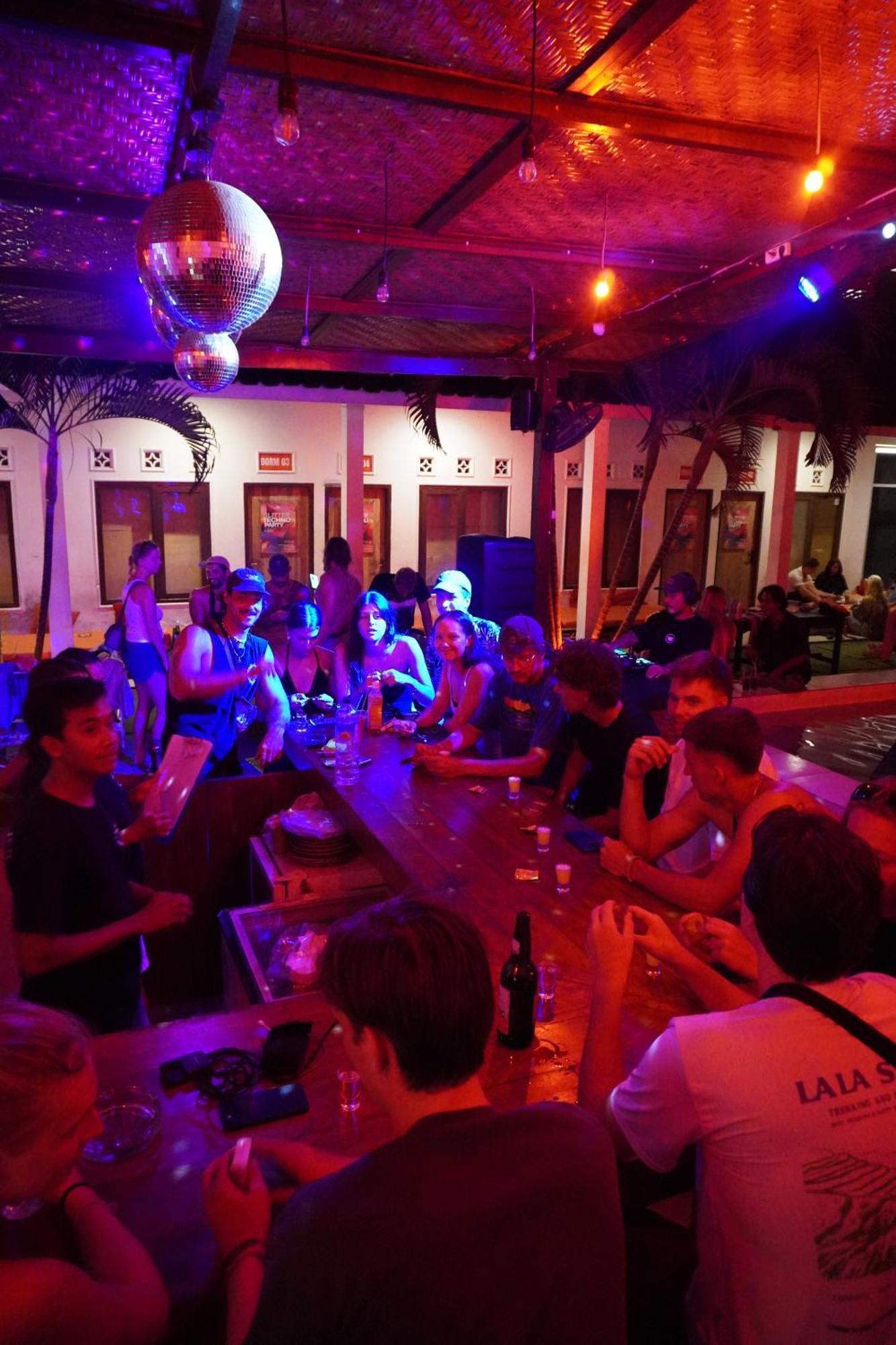 Indonesia Backpacker Hostels Kuta  Εξωτερικό φωτογραφία